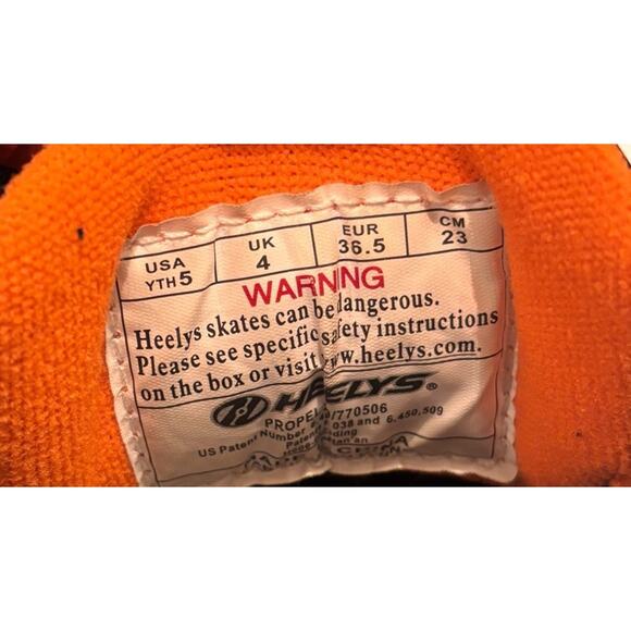 Heelys Skate Shoes Black & Neon Orange Size YTH 5 unisex With Wheels - Picture 4 of 9